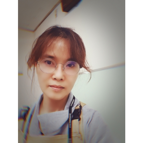 김진아(b.1967) 작가